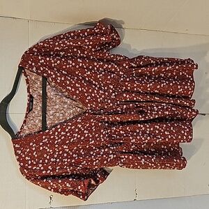 SHEIN Curve Peasant Top. Size 0XL. NWOT. Elastic Waist.